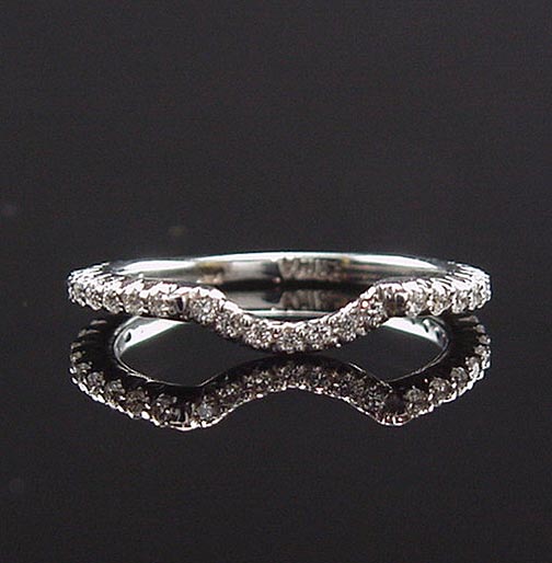   MICRO PAVE VS CLARITY G COLOR DIAMOND FITTED RING GUARD BAND  