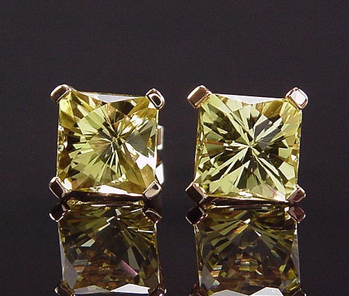   LAURA RAMSEY 8CT OURO VERDE STUD EARRINGS SOOOOO FABULOUS  